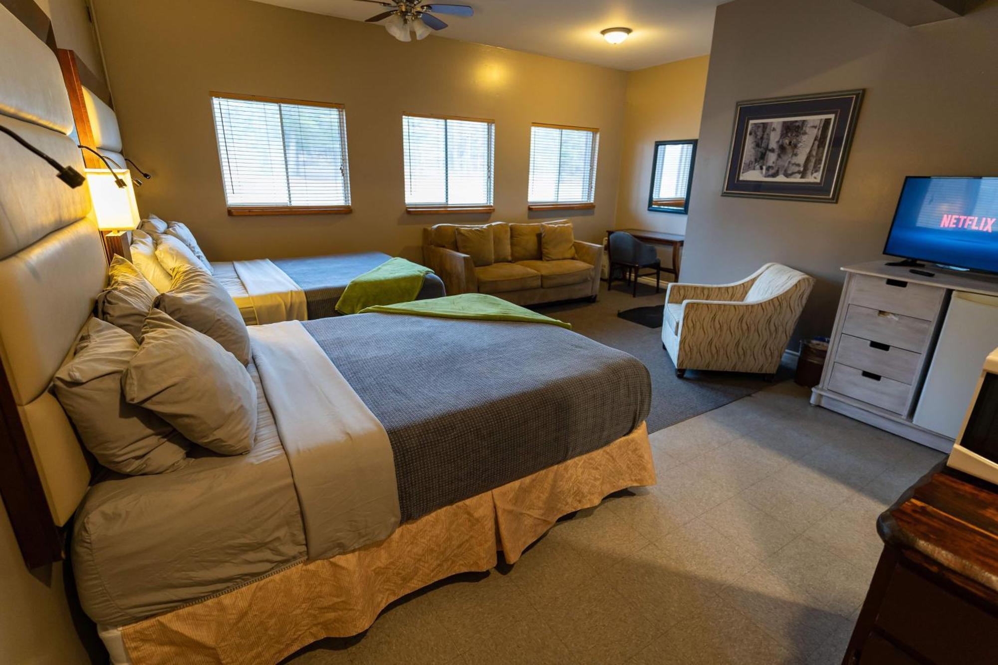 Tweed Stoco Lake Lodge חדר תמונה