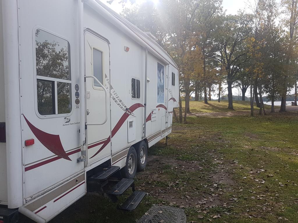 Tweed Stoco Lake Lodge מראה חיצוני תמונה